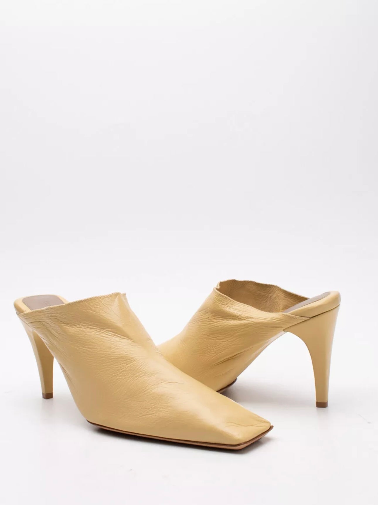 $735 BOTTEGA VENETA Crunch Lux Leather Mule Shoes US8 EU38 UK5 Rubber Nubs