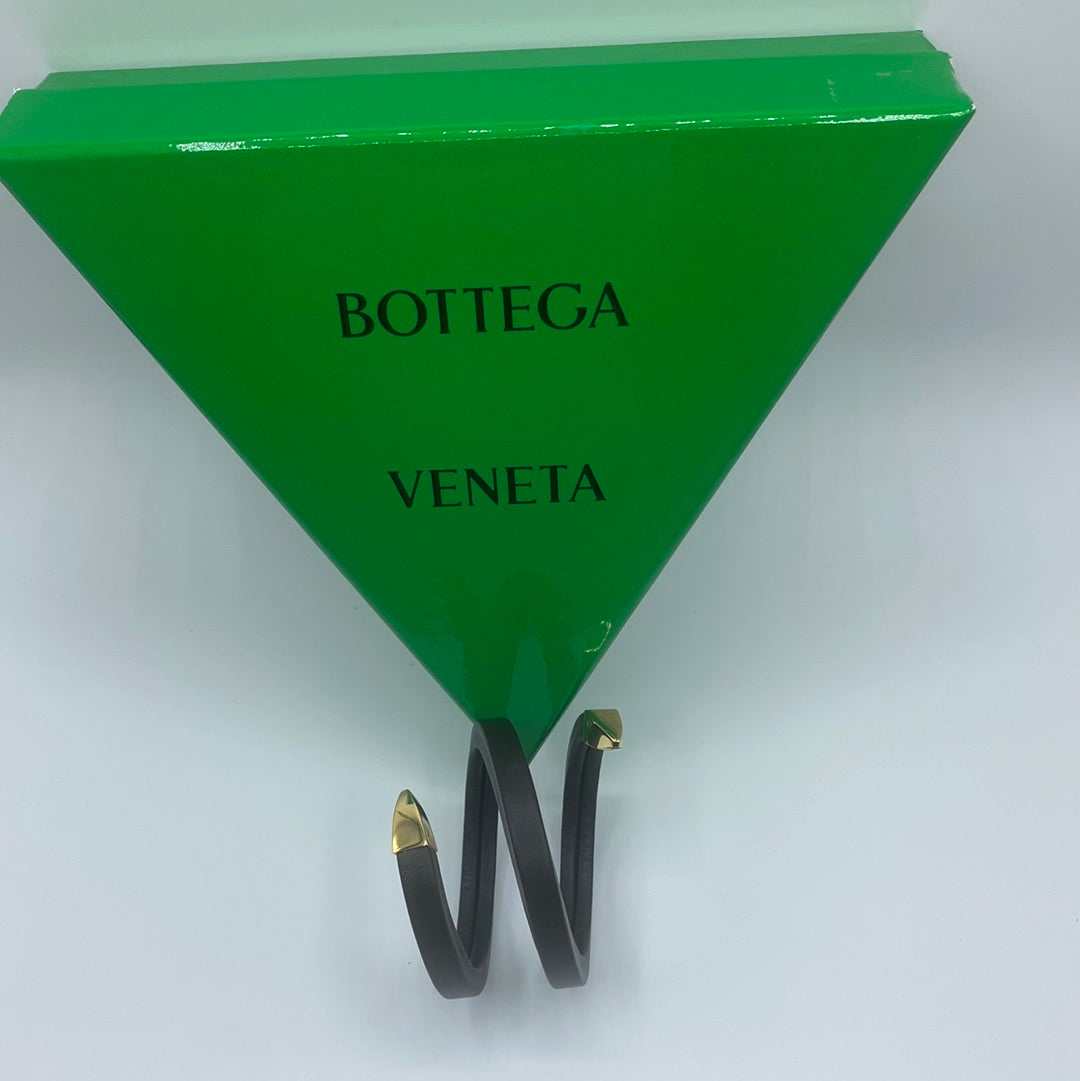 $620 BOTTEGA VENETA Leather & 925 Silver Cuff Coiled Bracelet Snake Head
