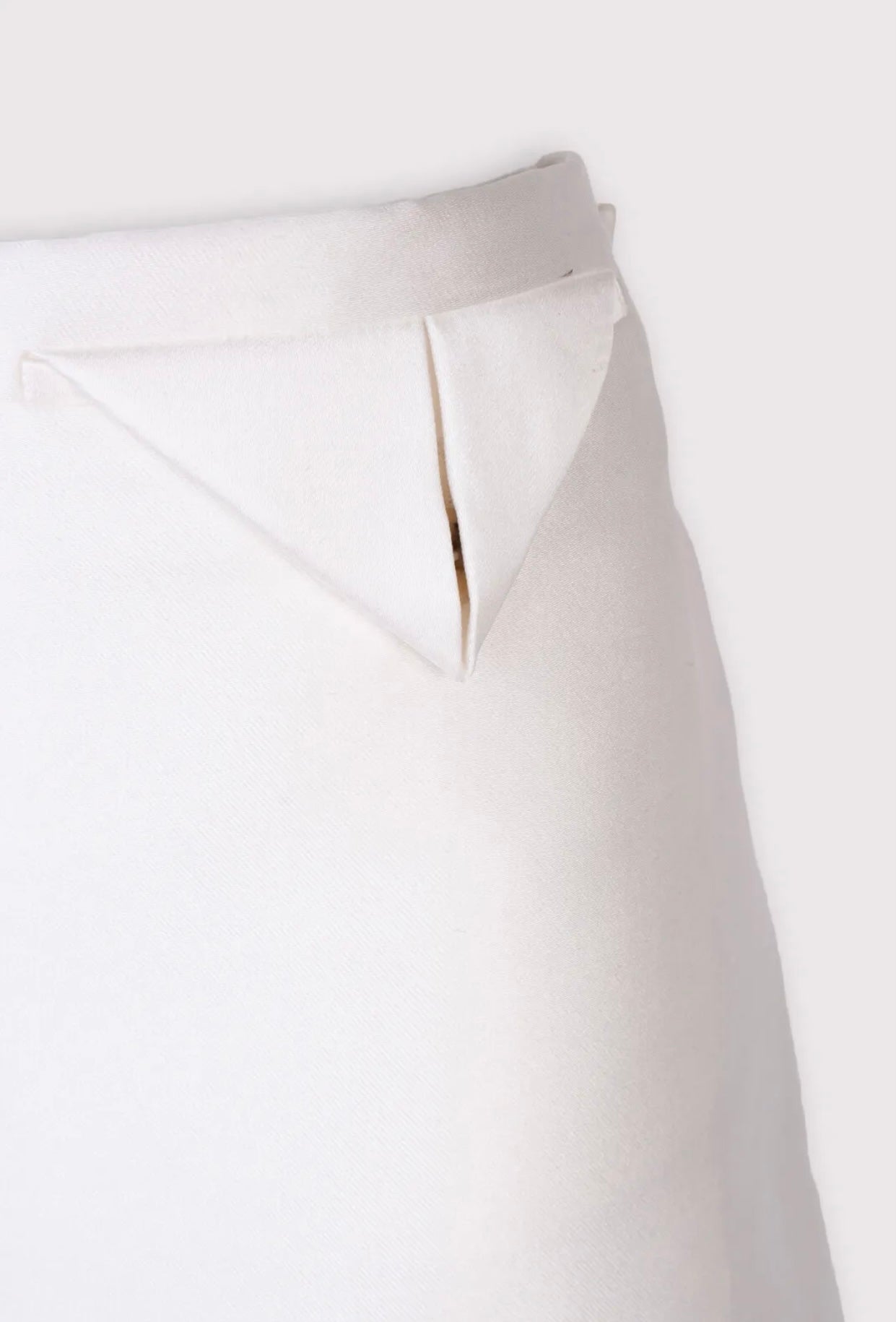$799 BOTTEGA VENETA Straight Skirt US8 IT44 L White Silk Blend Made in Italy