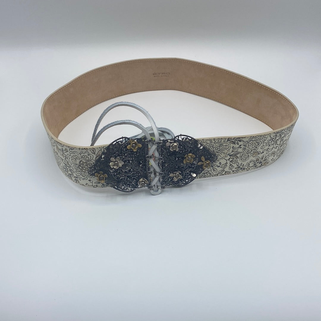 $860 ETRO Leather waist Belt, Size 75/30, Floral Pattern, lace up Front Closure.