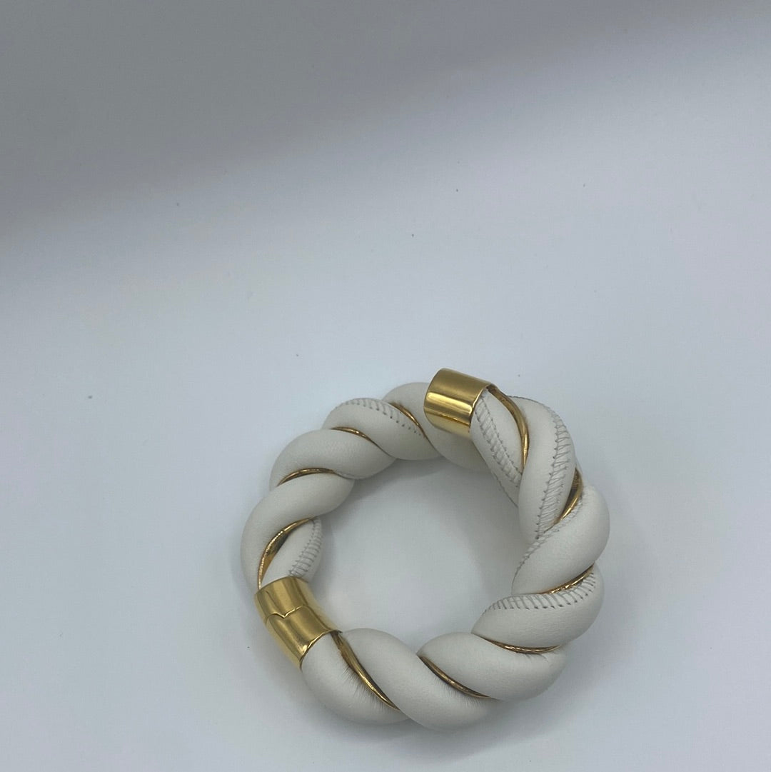 $1495 BOTTEGA VENETA 925 Silver & Leather Cuff Bracelet Size M Twist Two Tone