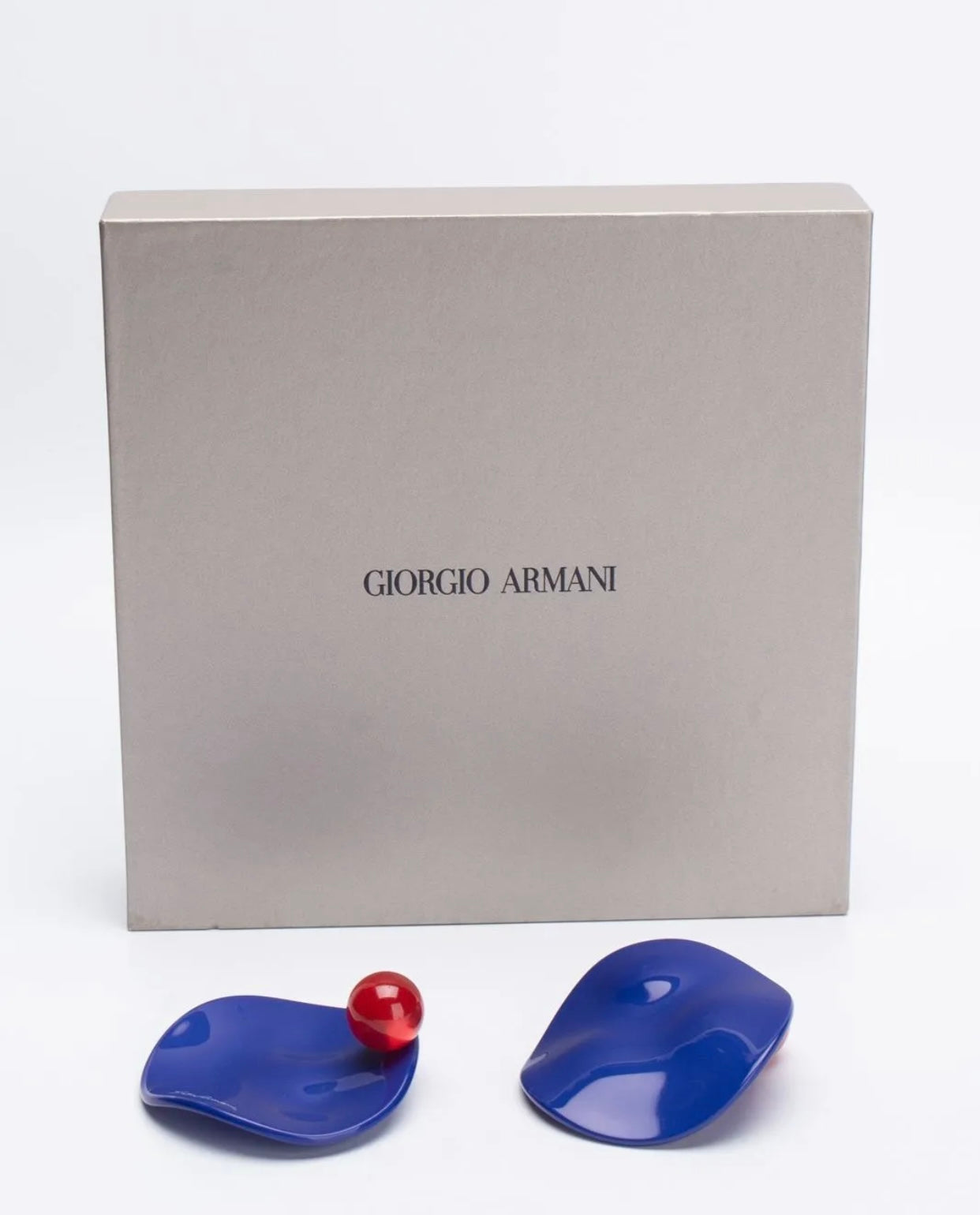 $225 GIORGIO ARMANI Large Shaped Jacket Earrings Sphere Closure Made in Italy